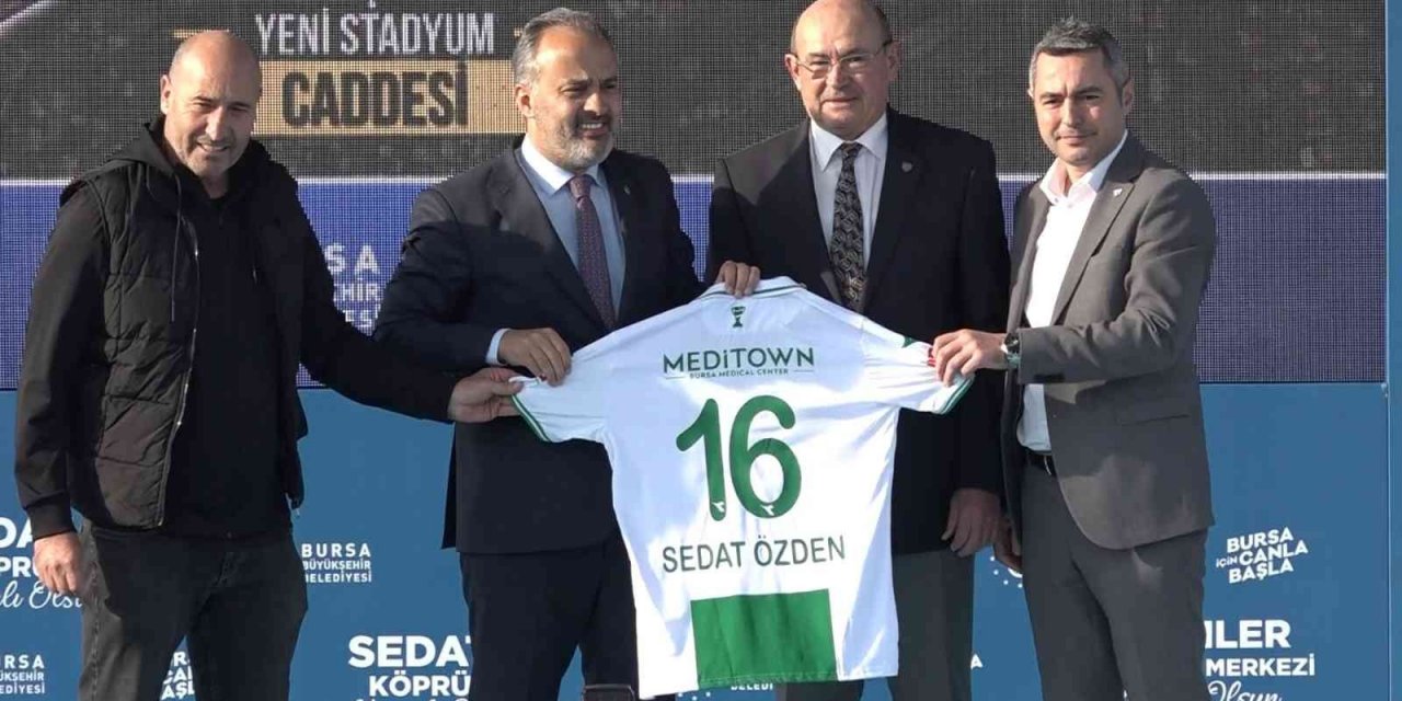 Başkan Alinur Aktaş: "Bursaspor’u kimse merak etmesin. Allah’ın izniyle gelecek günler çok daha güzel olacak"