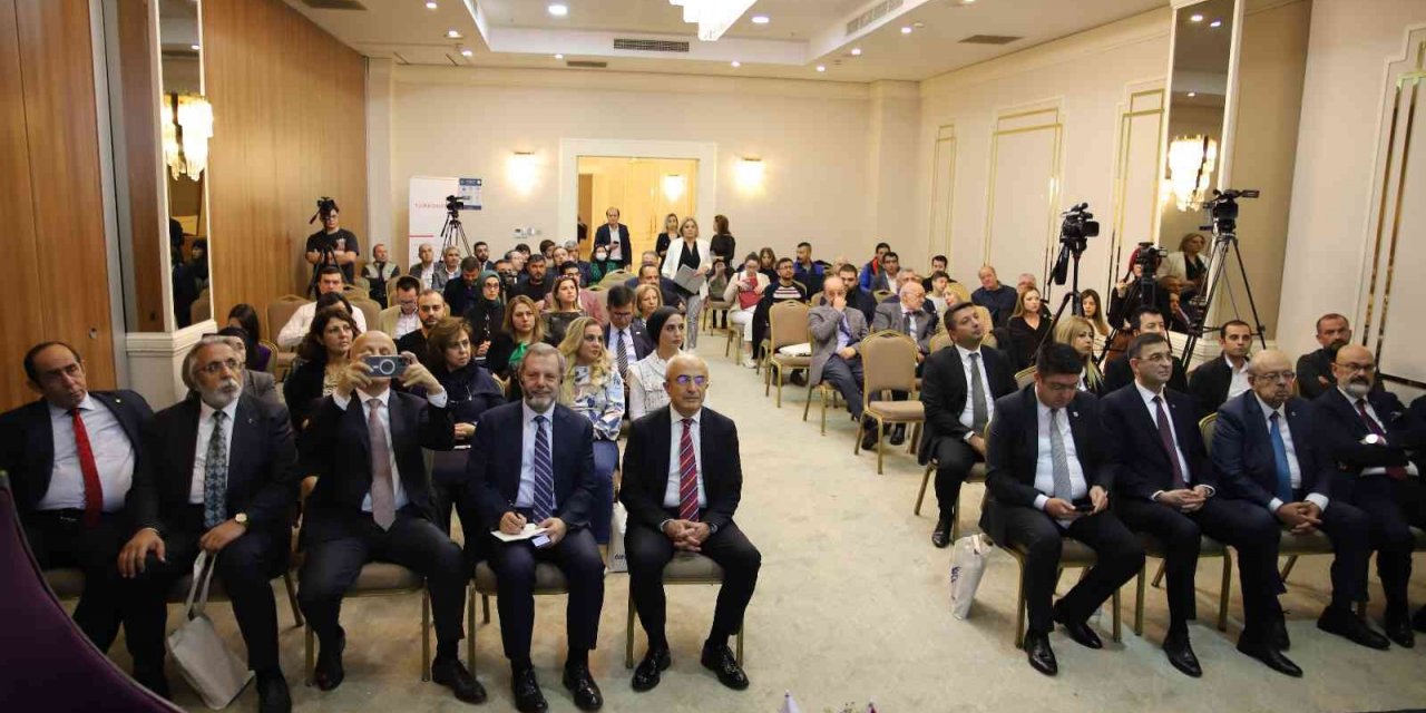 Gaziantep’te "Ekonomi ve Hukuk" anlatıldı