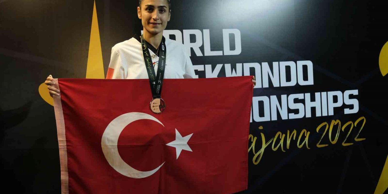 Hatice Kübra İlgün dünya üçüncüsü!