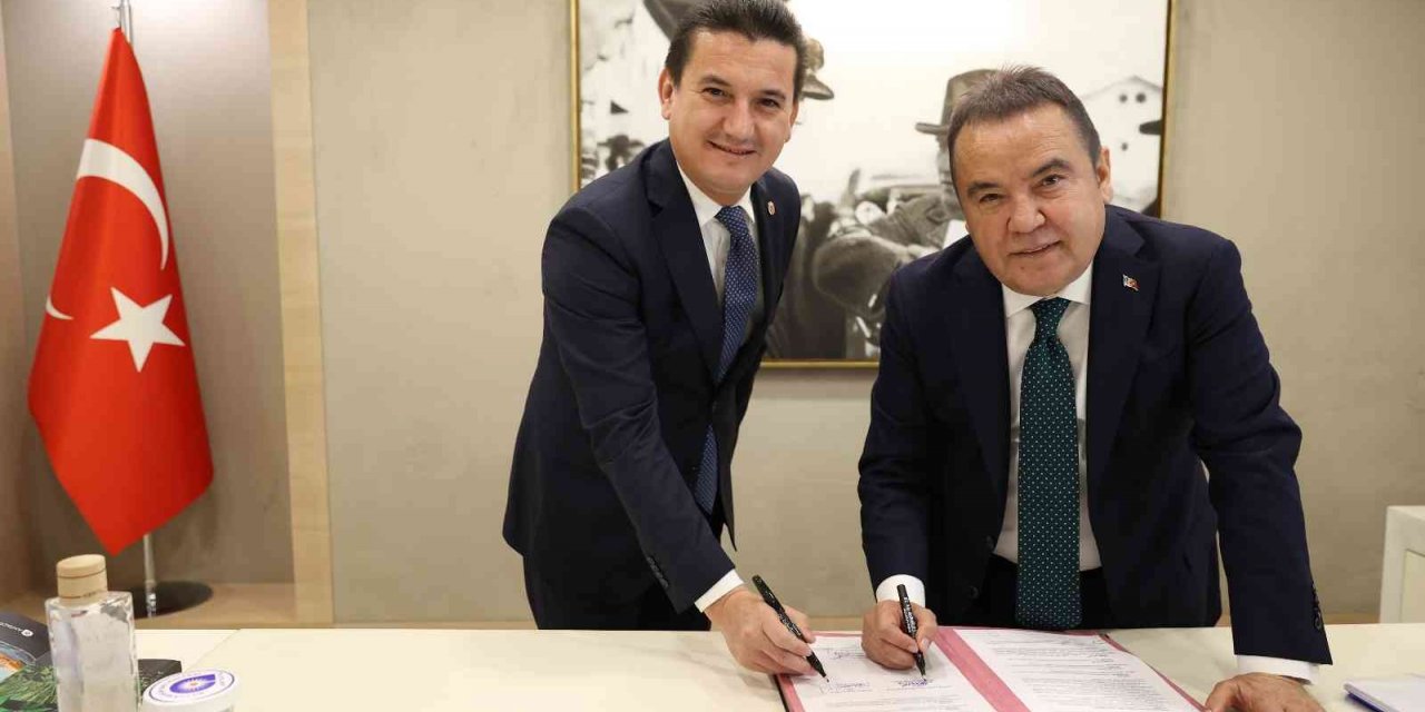 Kumluca’ya stadyum hazırlama protokolü