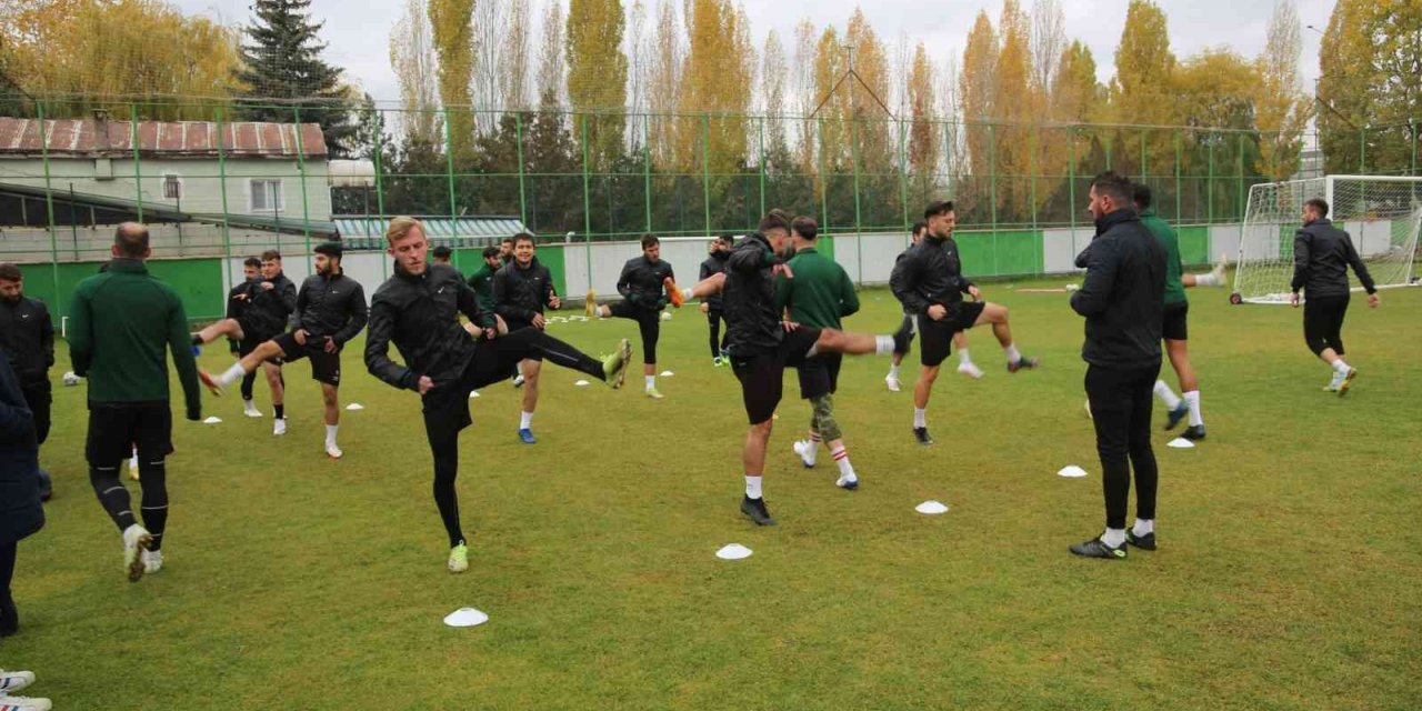 Sivas Belediyespor, İnegöl maçına hazırlanıyor