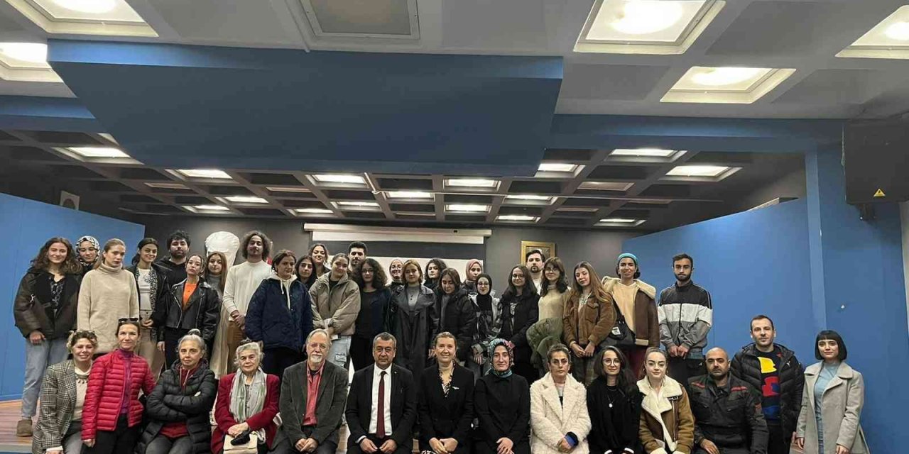 Kileci üniversiteli gençlerle buluştu