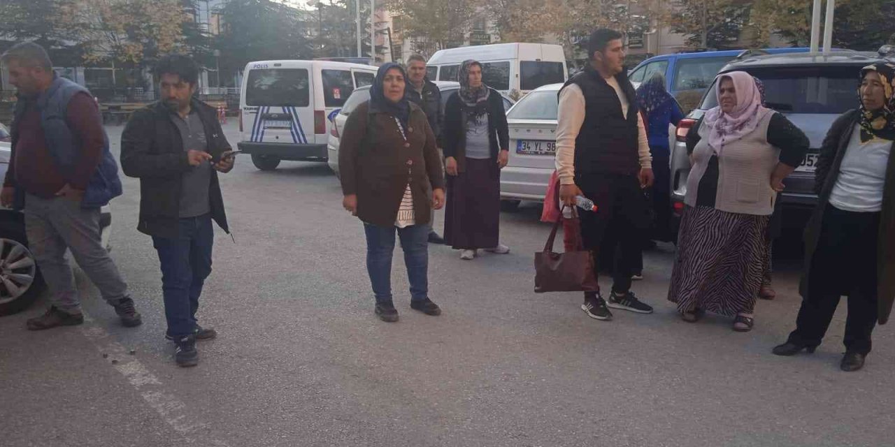 5 çocuğun öldüğü servis kazasında sakin başlayan duruşma gergin bitti