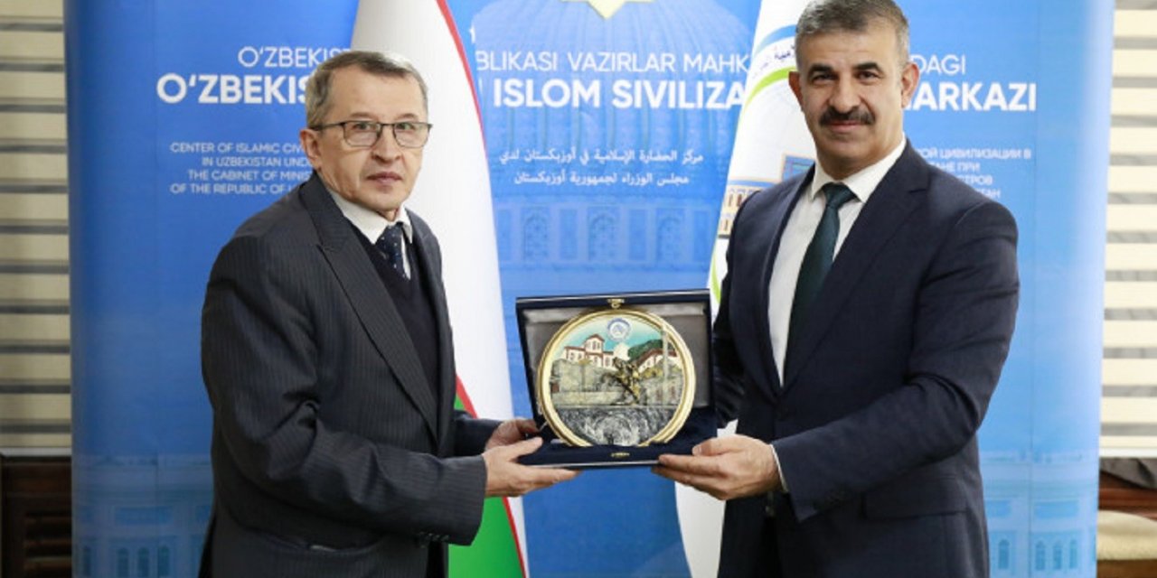 Rektör Çiftçi; “İslami Araştırmalar Merkezimiz ortaklığında bir İmam Buhari, İmam Matüridi çalıştayı düzenlemek istiyoruz”