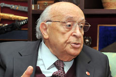 Demirel'e oyunun rengi soruldu