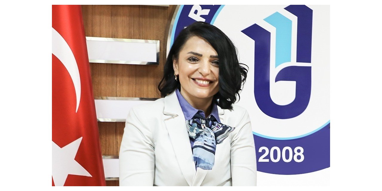 BARÜ’de Doç. Dr. Hicran Karataş TÜBA-TESEP ödülü aldı