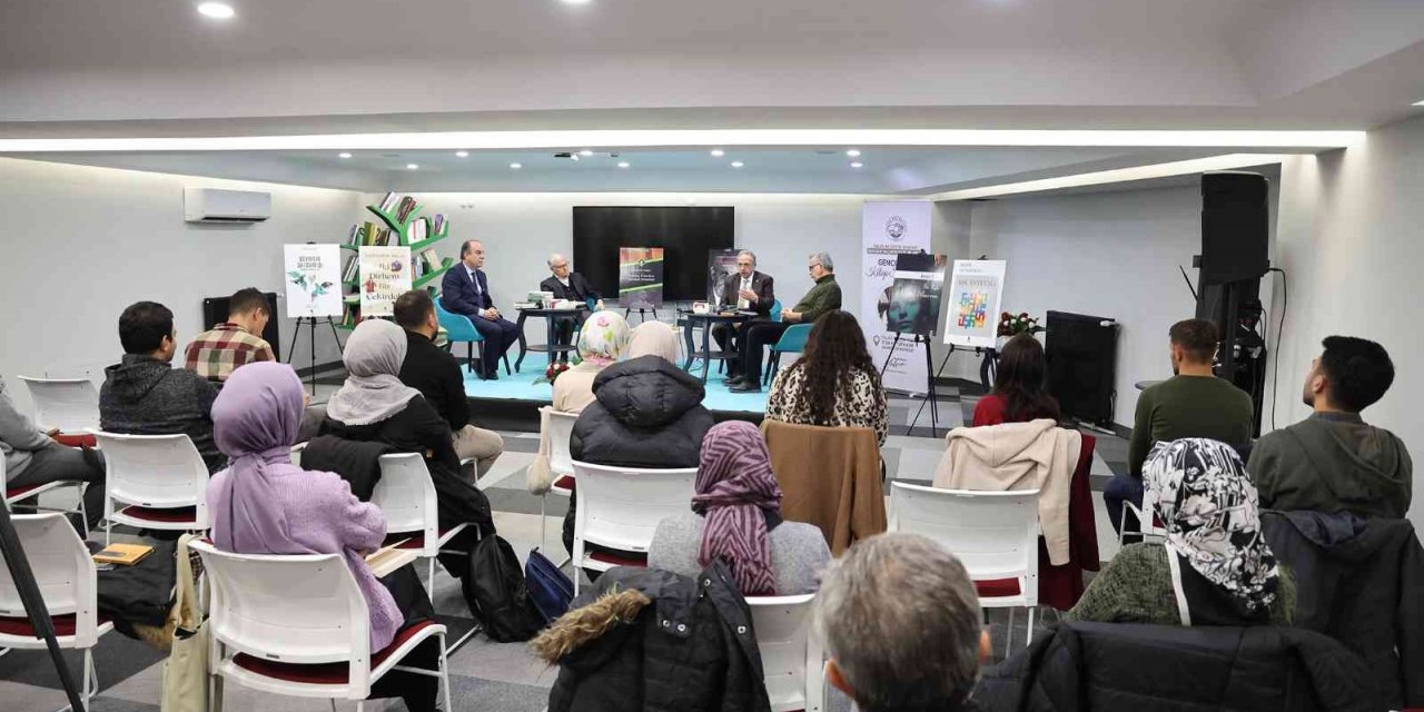 ’Gençlerle Kitap Sohbetleri’nde 6 Eser Ele Alındı