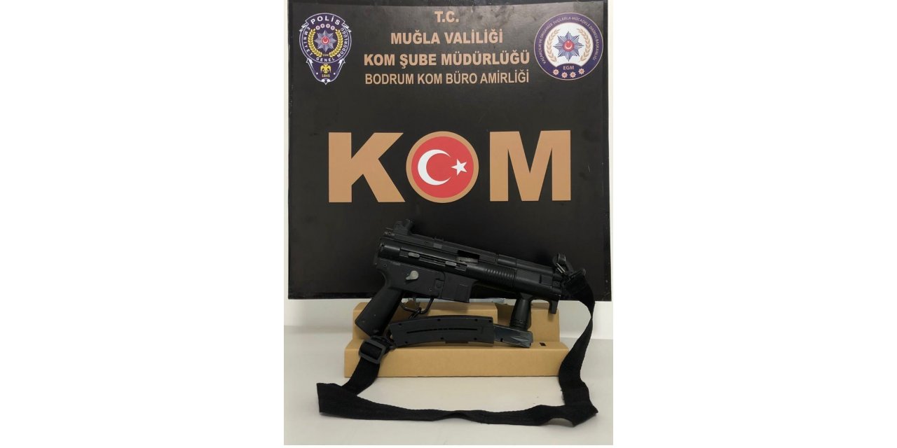 Mezarlıktan uzun namlulu silah çıktı