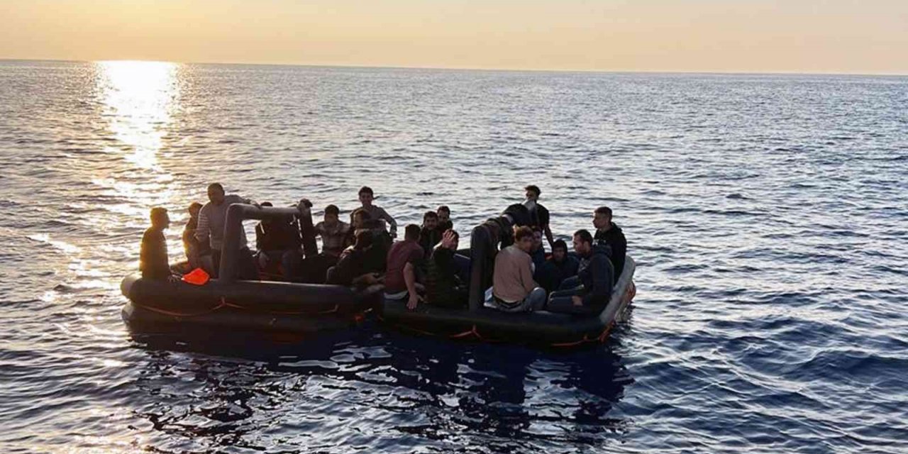 Dalaman’da 63 düzensiz göçmen kurtarıldı
