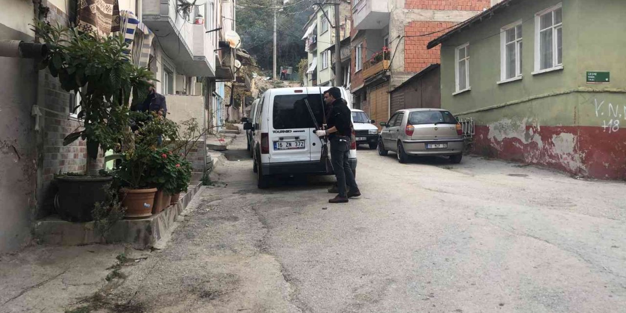 Gemlik’te dron destekli şafak operasyonu