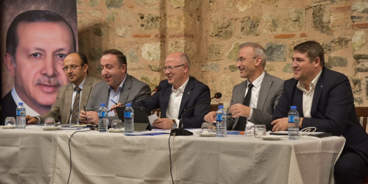 Başkan Gürkan ilçe teşkilatları ile istişarelerini sürdürüyor