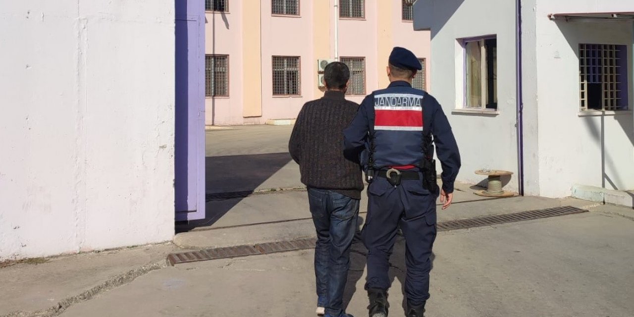 Osmaniye’de 4 yıl hapis cezasıyla aranan hükümlü yakalandı