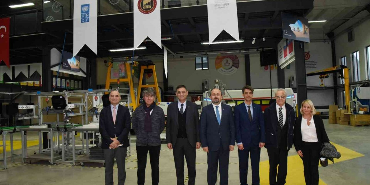 AB Türkiye Delegasyonu heyetinden Model Fabrika’ya ziyaret