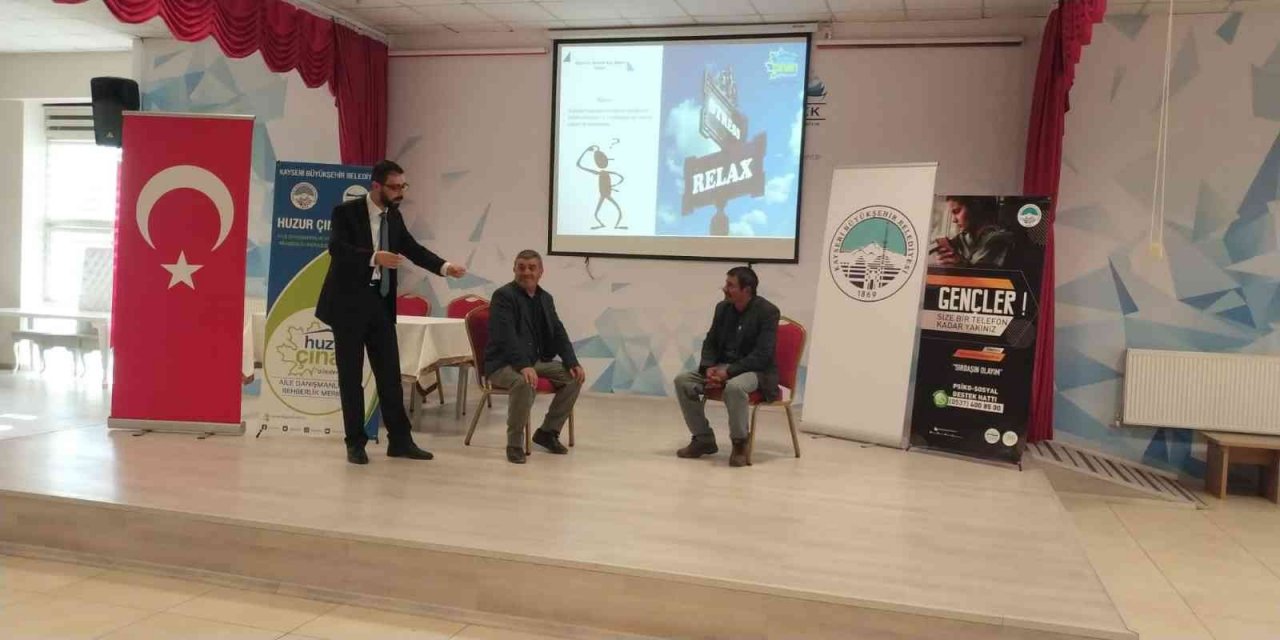 Büyükşehir, 10 günde 447 muhtara eğitim verdi