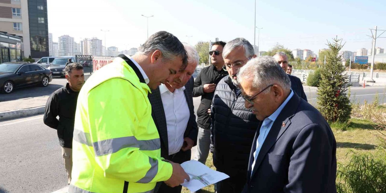 Başkan Büyükkılıç’tan raylı sistem hattı çalışmalarına yakın markaj