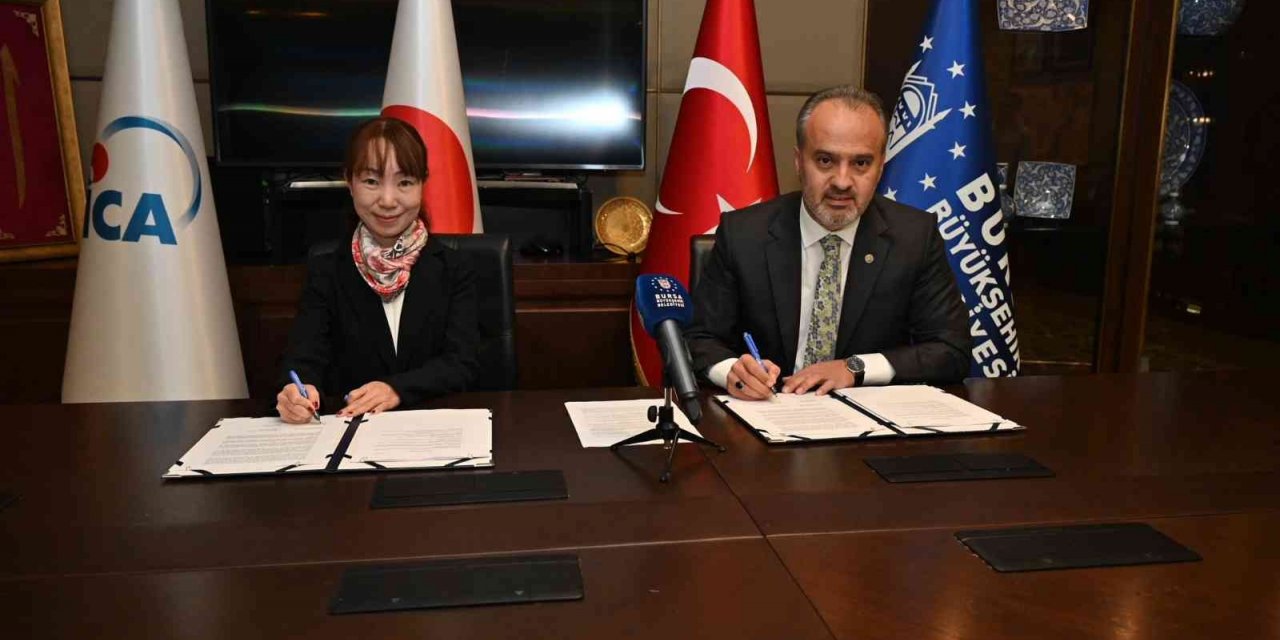 İmzalar ‘depreme dirençli’ Bursa için atıldı