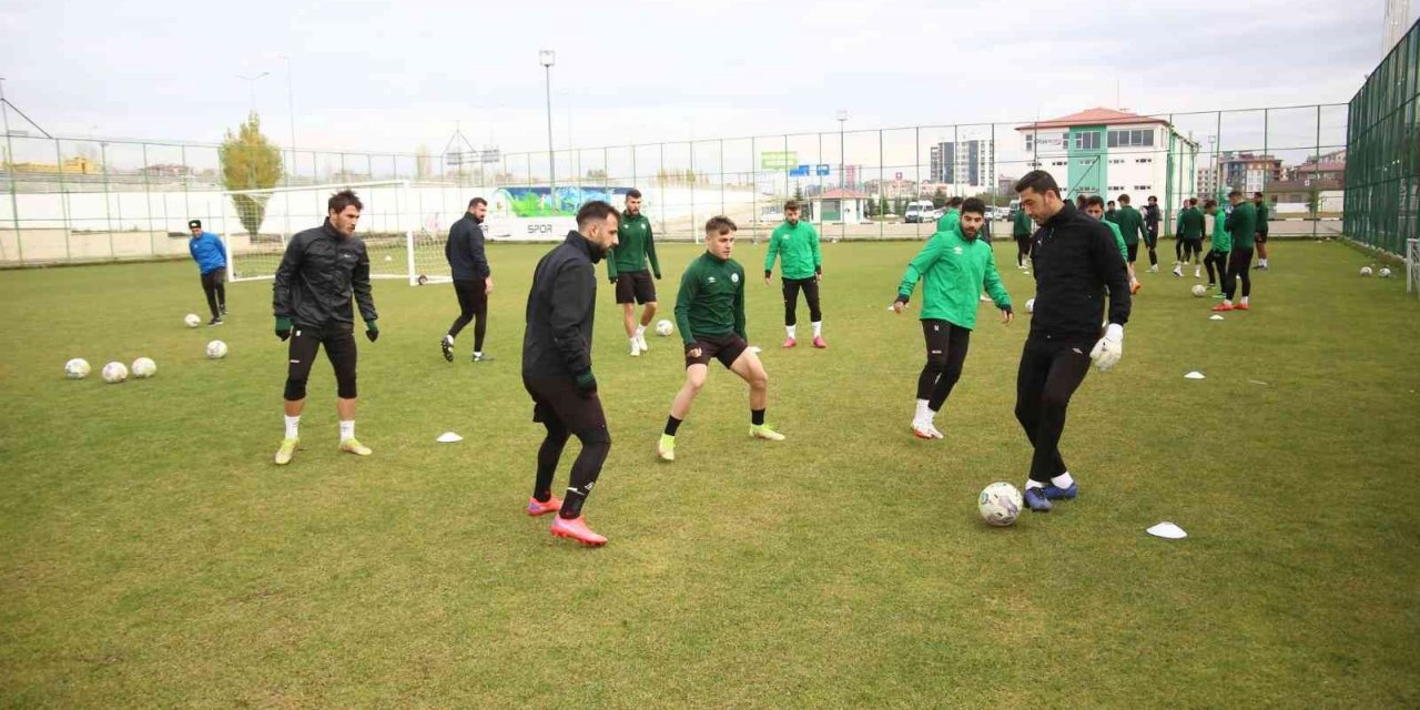 Sivas Belediyespor galibiyet için hazırlanıyor