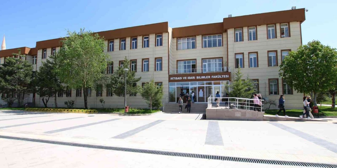 NEVÜ’de akademisyen ataması yapıldı