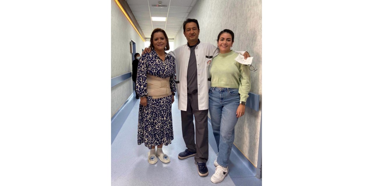 Meksikalı turist, omurga dolgusuyla ayağı kalktı