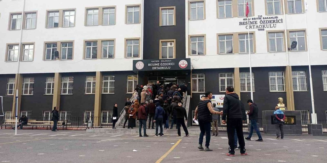 Sınava bu kez öğretmenler girdi