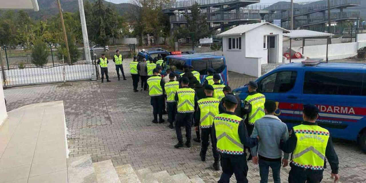 Fethiye’de insan taciri operasyonu; 10 tutuklama
