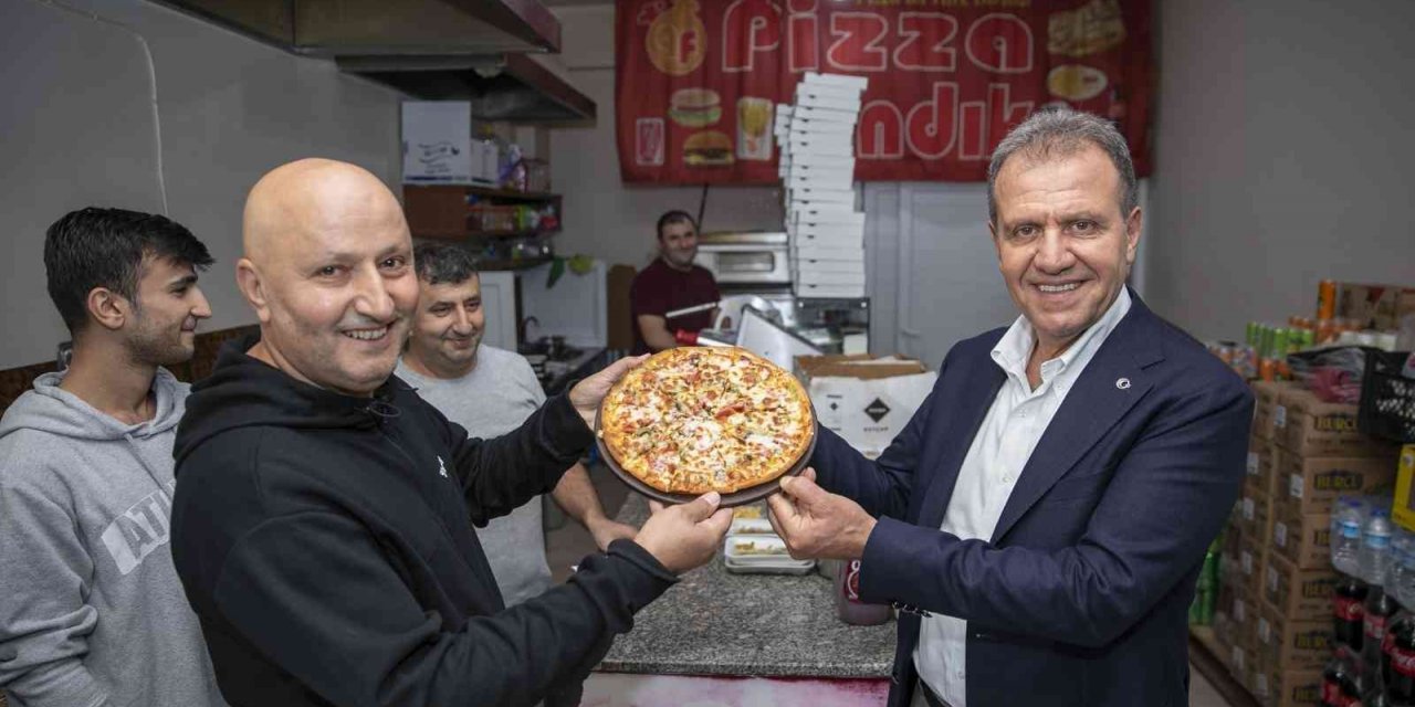 Seçer, Toroslar ilçesinde esnafla bir araya geldi