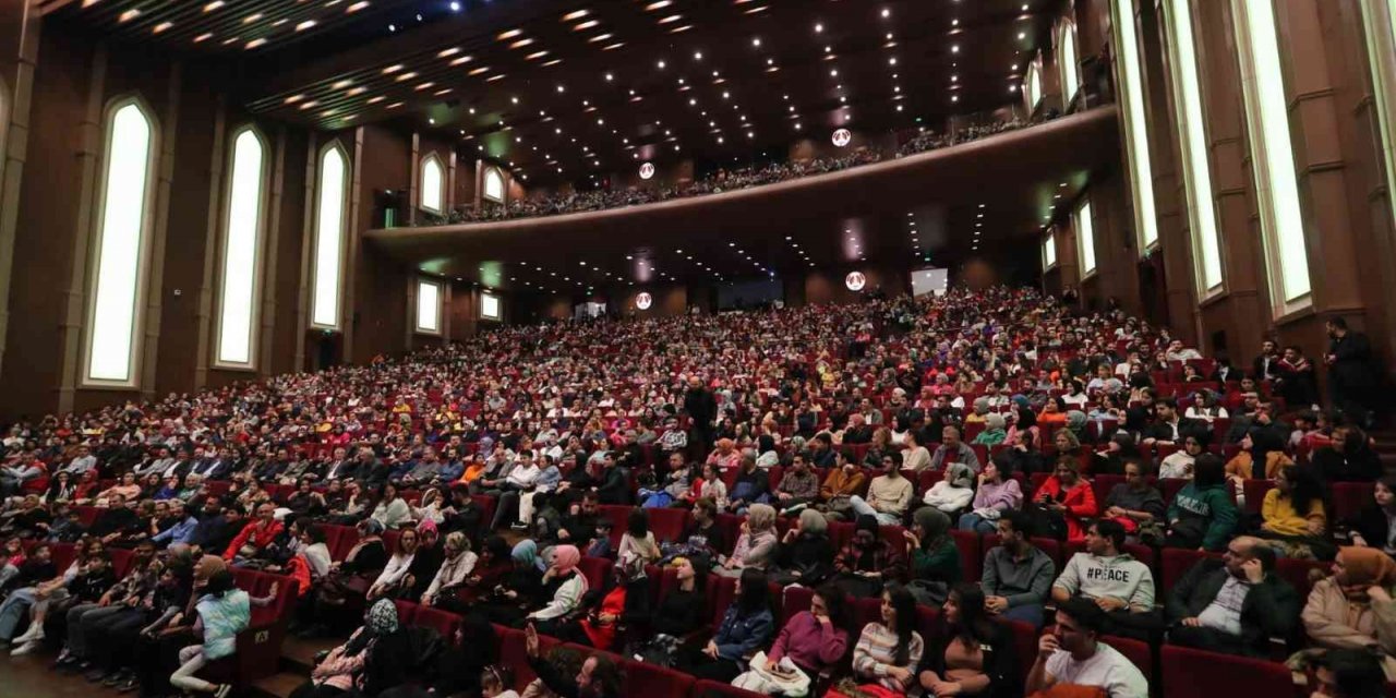 Gaziantepliler Uygur kardeşlerle buluştu