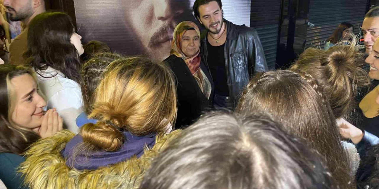 ‘Barış Akarsu merhaba’ filmi memleketi Bartın’da gösterime girdi