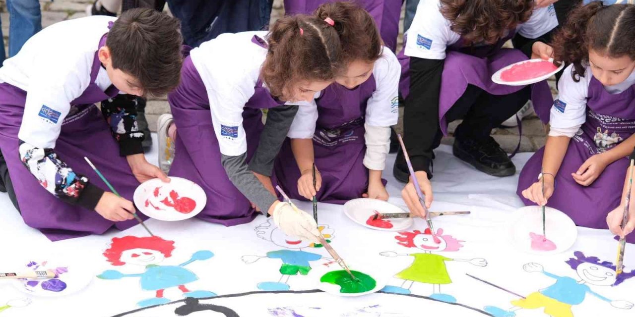 Büyükçekmeceli çocuklar Dünya Çocuk Hakları Günü’nde bir araya geldi