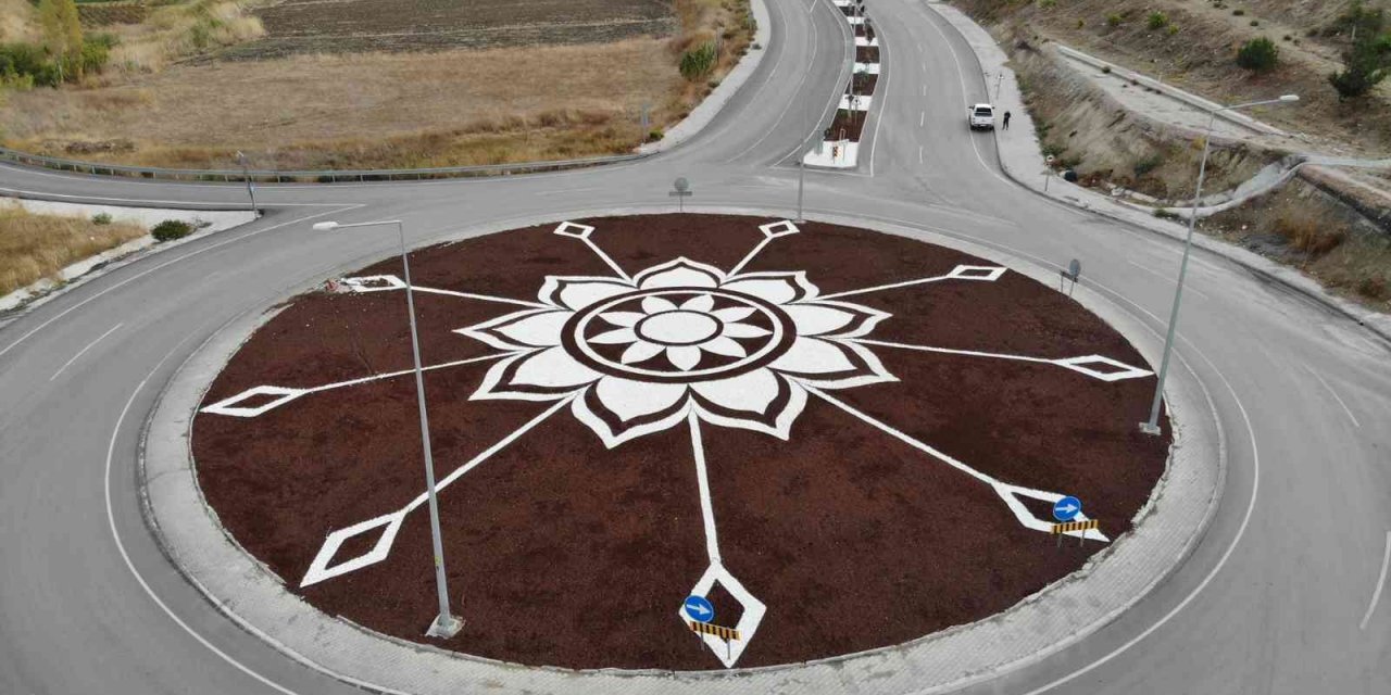 Soma’nın caddeleri nakış gibi işlendi