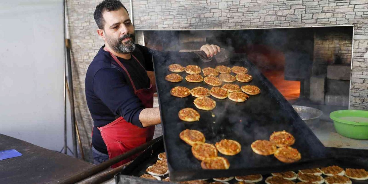 Uluslararası Tarsus Festivali, esnafı sevindirdi