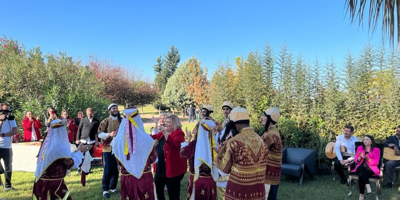 Erdem: "Ceyhan’ı daha üst noktalara taşıyacağız"