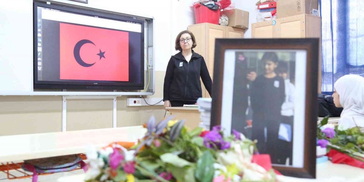 Terör kurbanı Ecrin’in adı okuduğu okula verildi