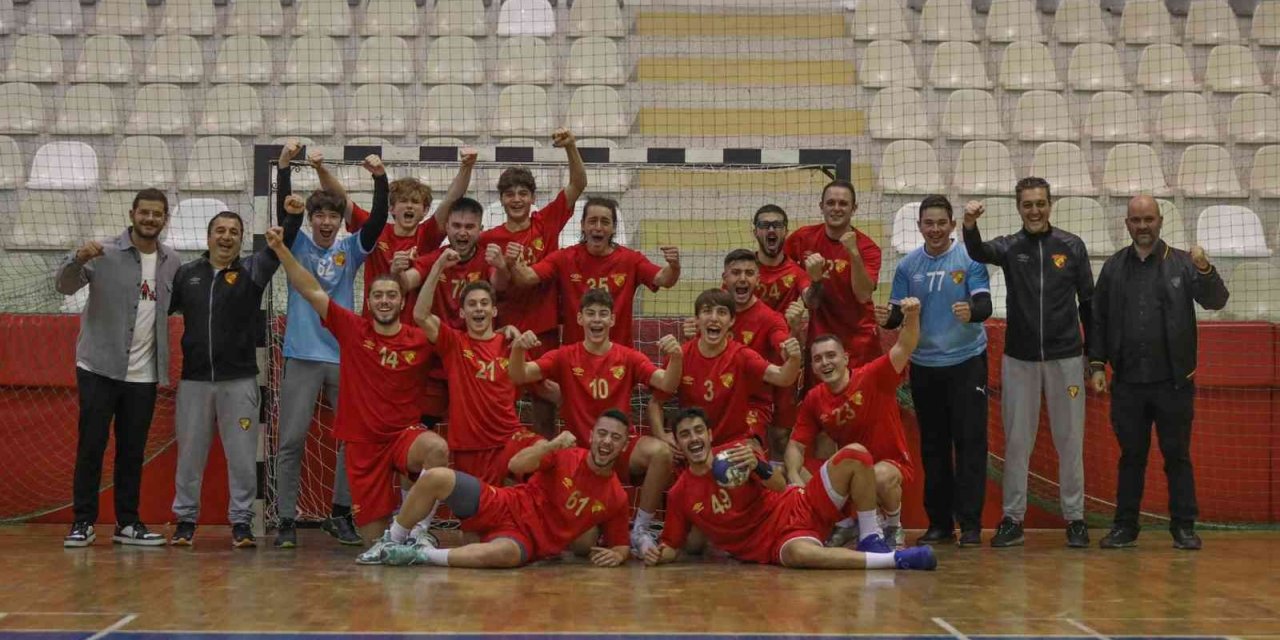 Göztepe Hentbol, ilk galibiyetini aldı