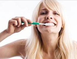 Zayıflamak için dilini fırçala!