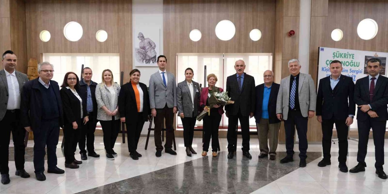 Sanatseverler Şükriye Çobanoğlu’nun resim sergisinde buluştu