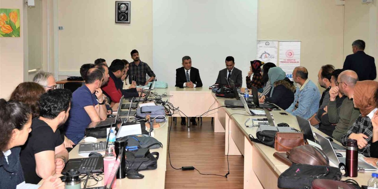 Denizli’de ’Sanal Evren’ projesi başladı