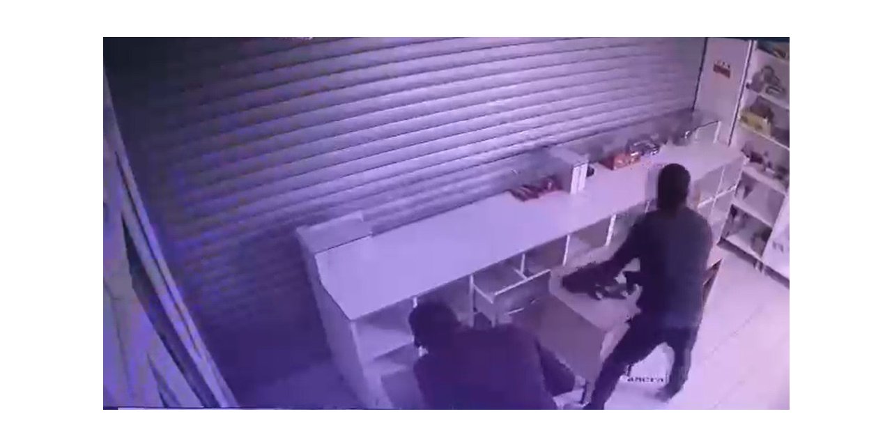 Okul kantinine giren kar maskeli hırsızlar, ne varsa çöp poşetine doldurup çaldı