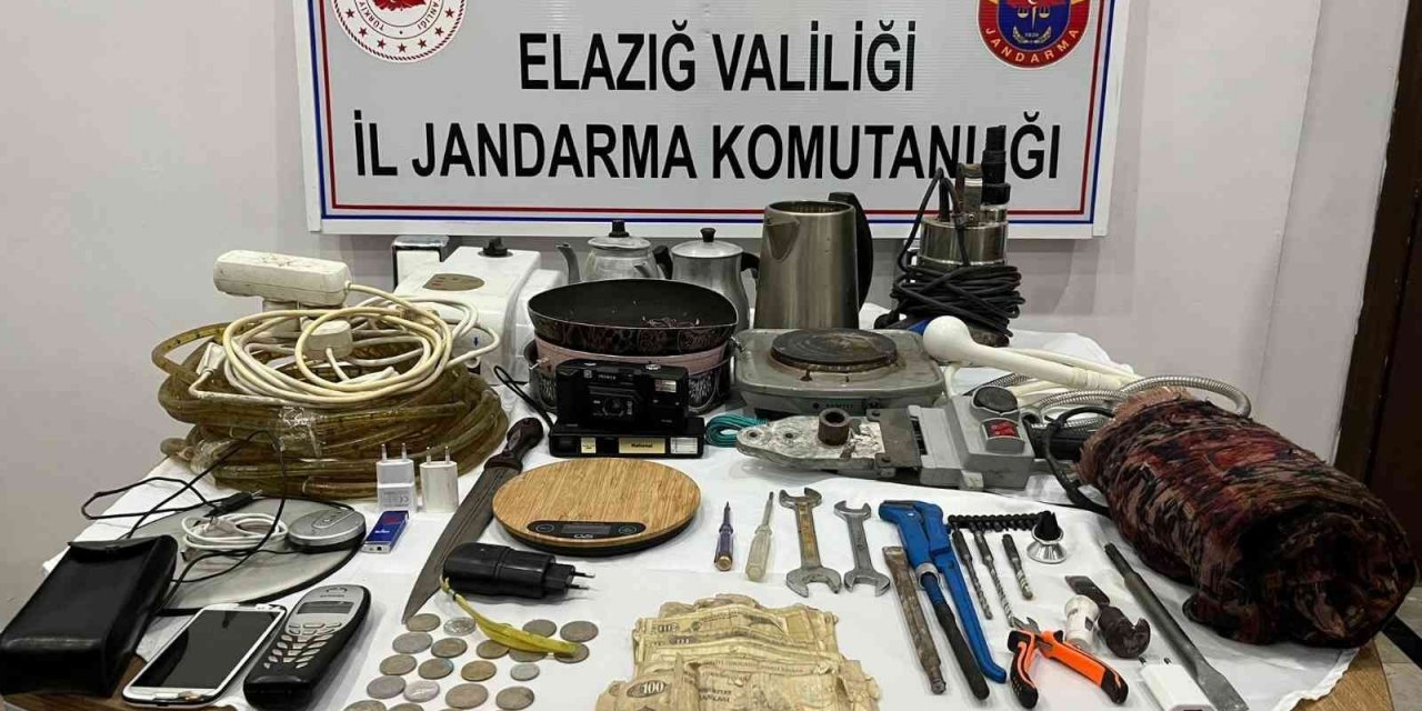 Jandarma hırsızlara geçit vermiyor