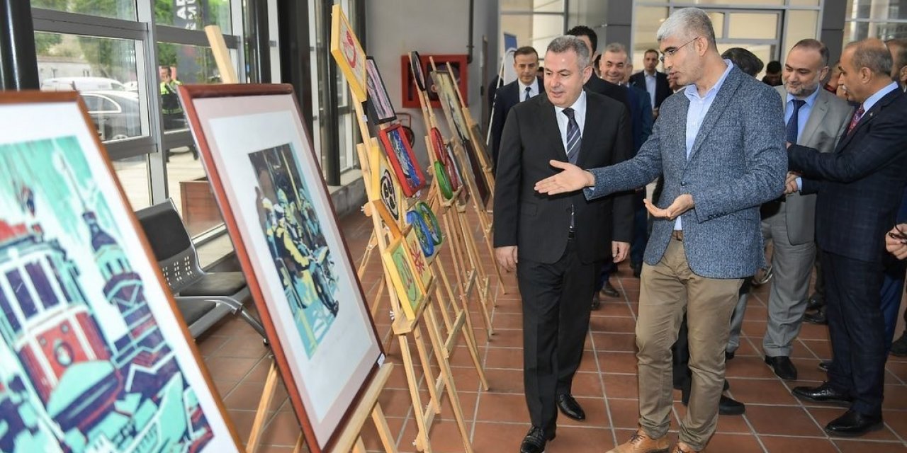 Öğretmenlerden karma sanat sergisi