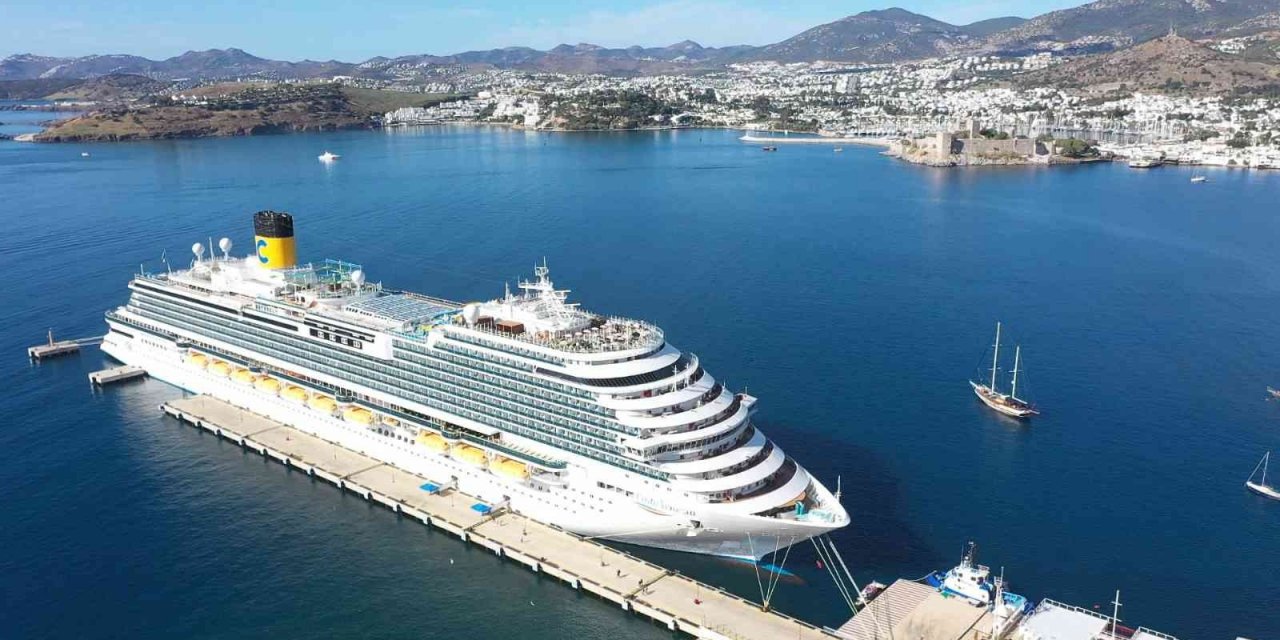 101 sefer 100 bin yolcuyla sezonu kapattı