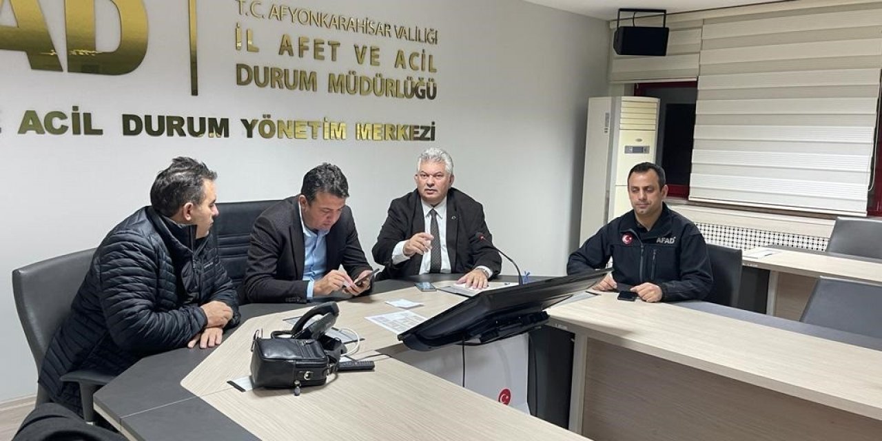 Afyonkarahisar’da da hissedilen depremle ilgili olumsuzluk yaşanmadı