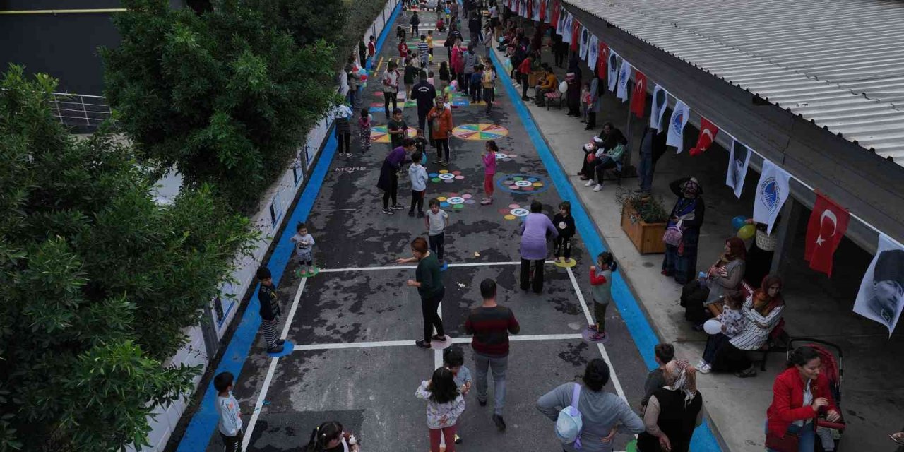 Mersin’de ikinci çocuk sokağı açıldı