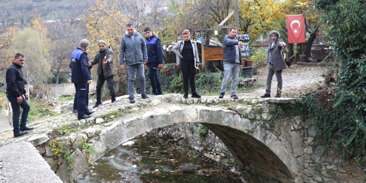 Başkan Köse, Tarihi Çarşı’da incelemelerde bulundu