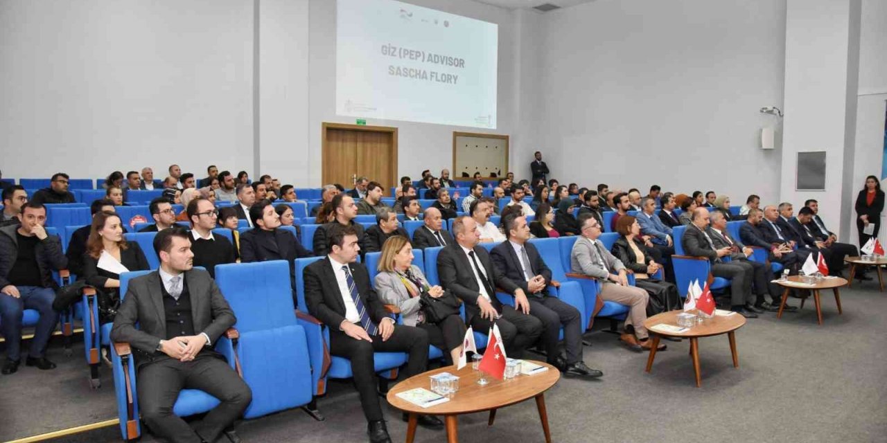 Verimlilik ve Yeşil Yol haritaları teslim töreni gerçekleştirildi