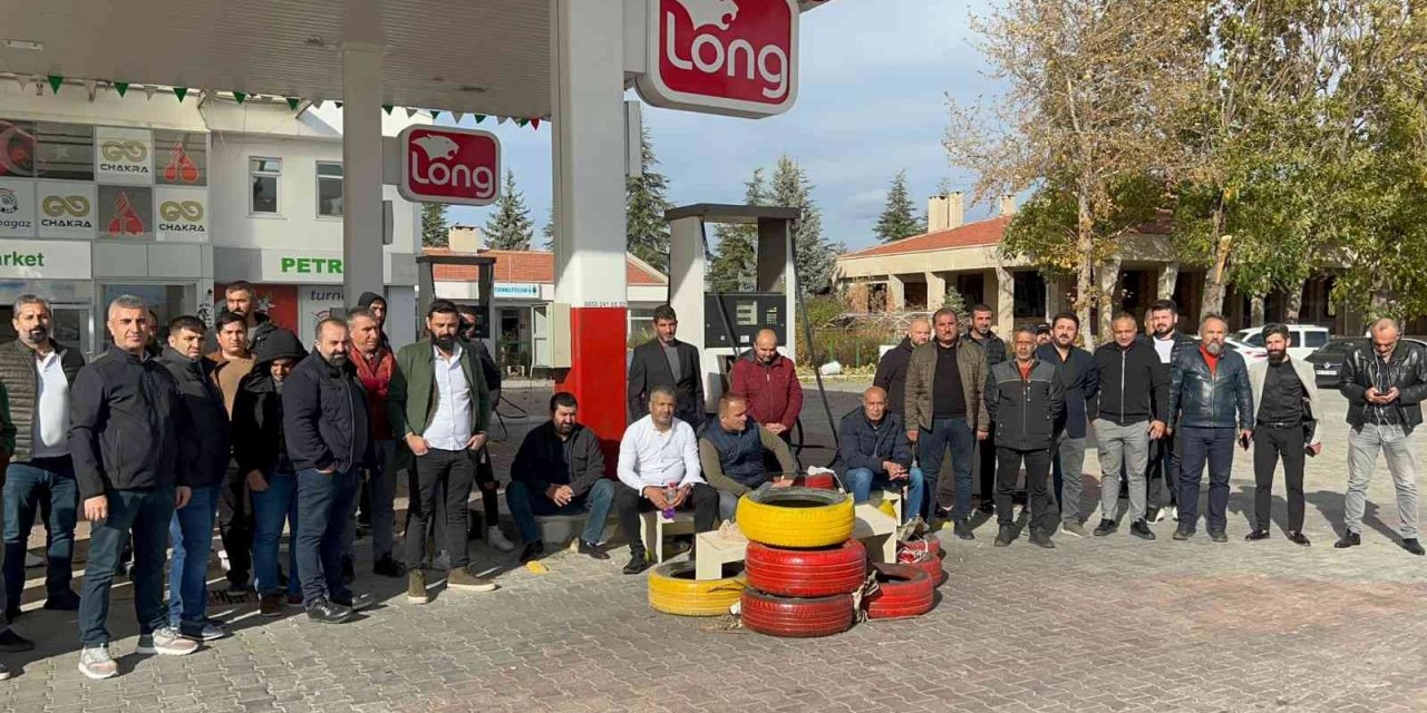 Yolun kapatılacağı ihbarına jandarmadan robocoplu önlem