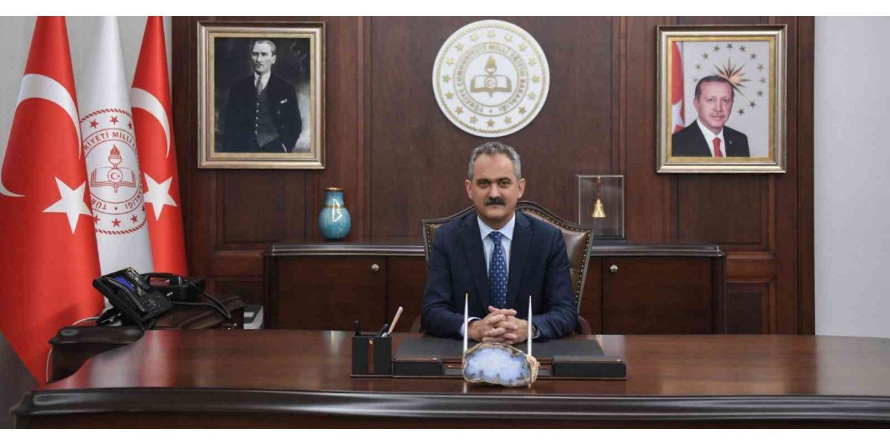 Milli Eğitim Bakanı Özer’den Öğretmenler Günü mesajı