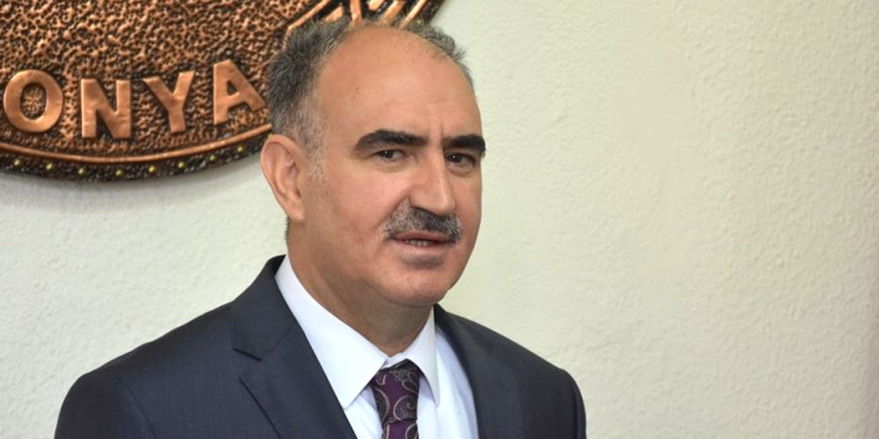 Konya Valisi Vahdettin Özkan Öğretmenler Günü'nü kutladı