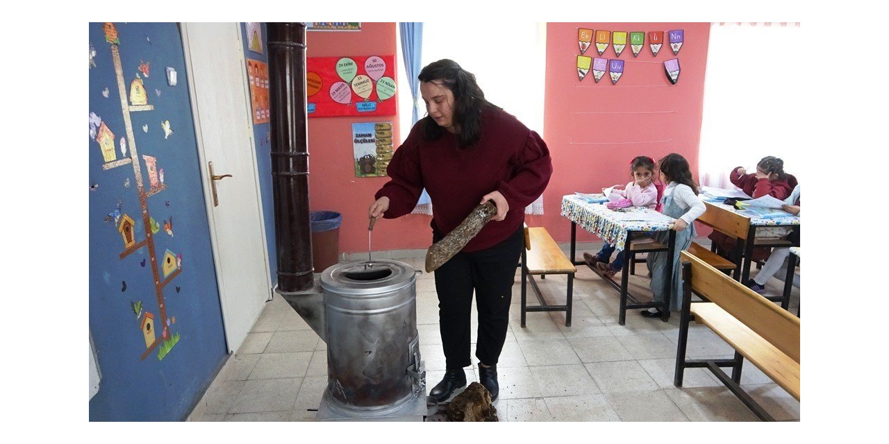 Batılı öğretmenlerden doğuda fedakarlık örneği