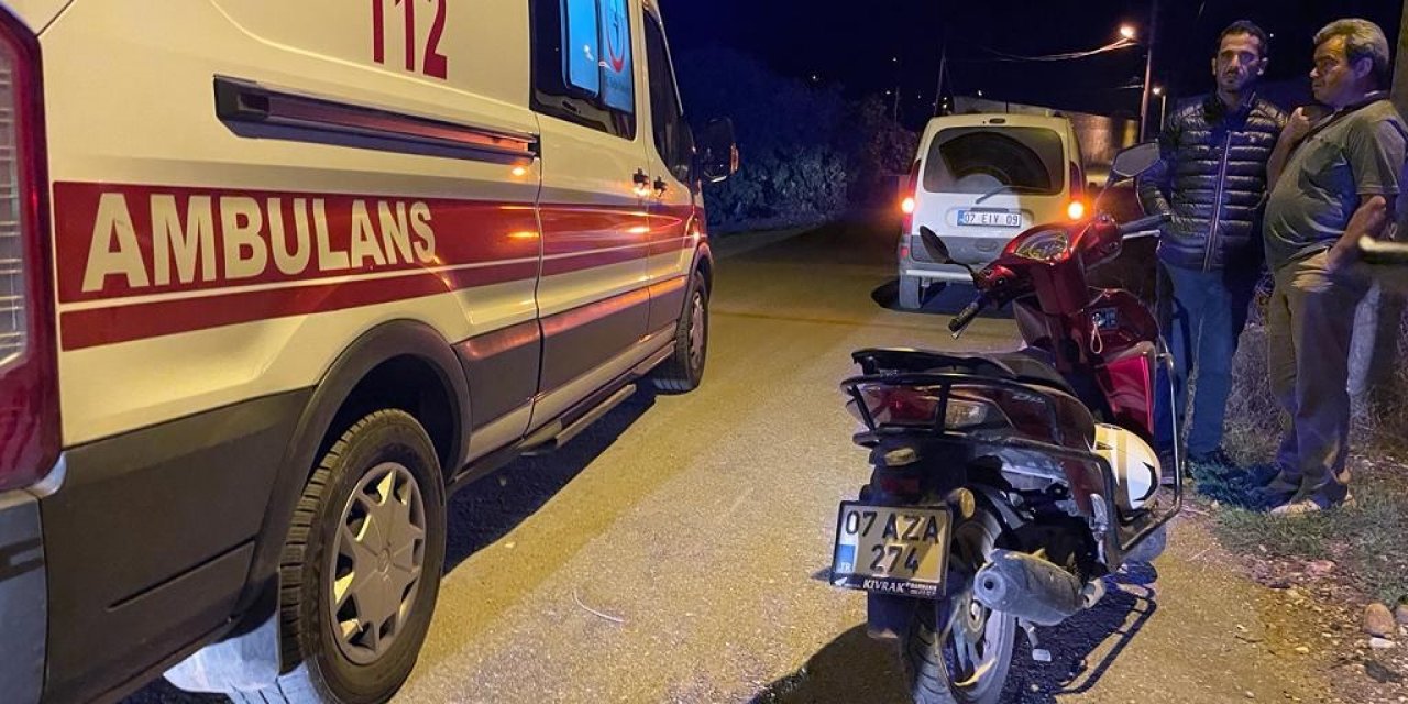 Otomobilin çarpıp kaçtığı motosiklet sürücüsü yaralandı
